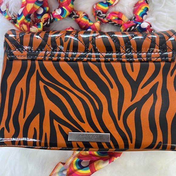 NWT Kurt Geiger London Kensington Quilted Leather Crossbody Bag - Picture 10 of 13